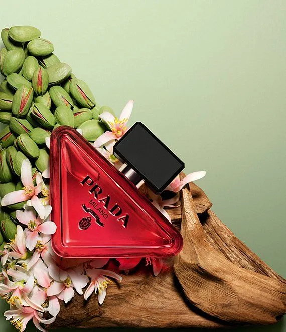 Prada Paradoxe Radical Essence Eau de Parfum gallery image