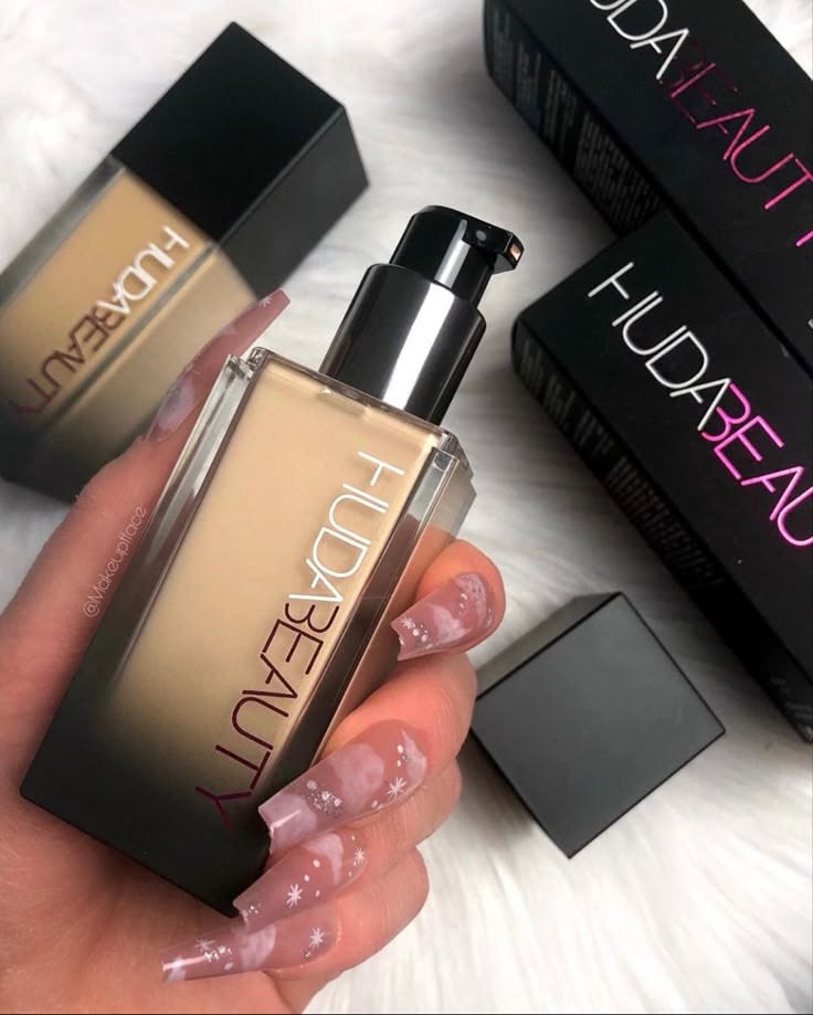 Huda Beauty Fauxfilter Foundation