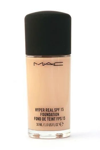 MAC Hyper Real SPF15 Foundation